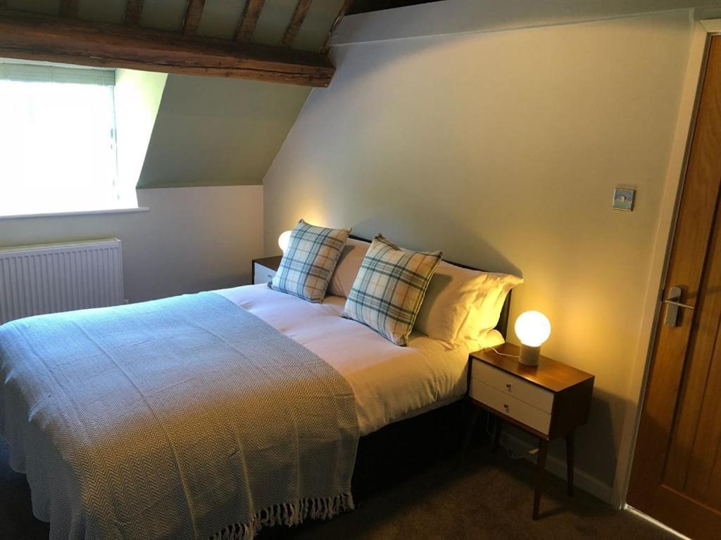 Old Fleece Apartments Stroud  Chambre photo