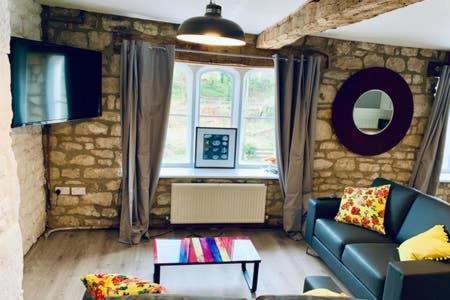 Old Fleece Apartments Stroud  Extérieur photo